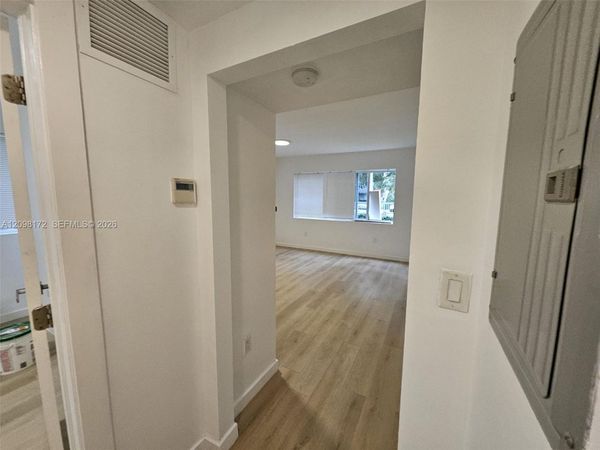 557 Michigan Ave, Unit 211+Parkin, Miami Beach, FL 33139