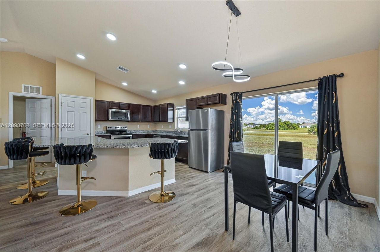 3519 NW 42nd Ave, Cape Coral, FL 33993 Photo