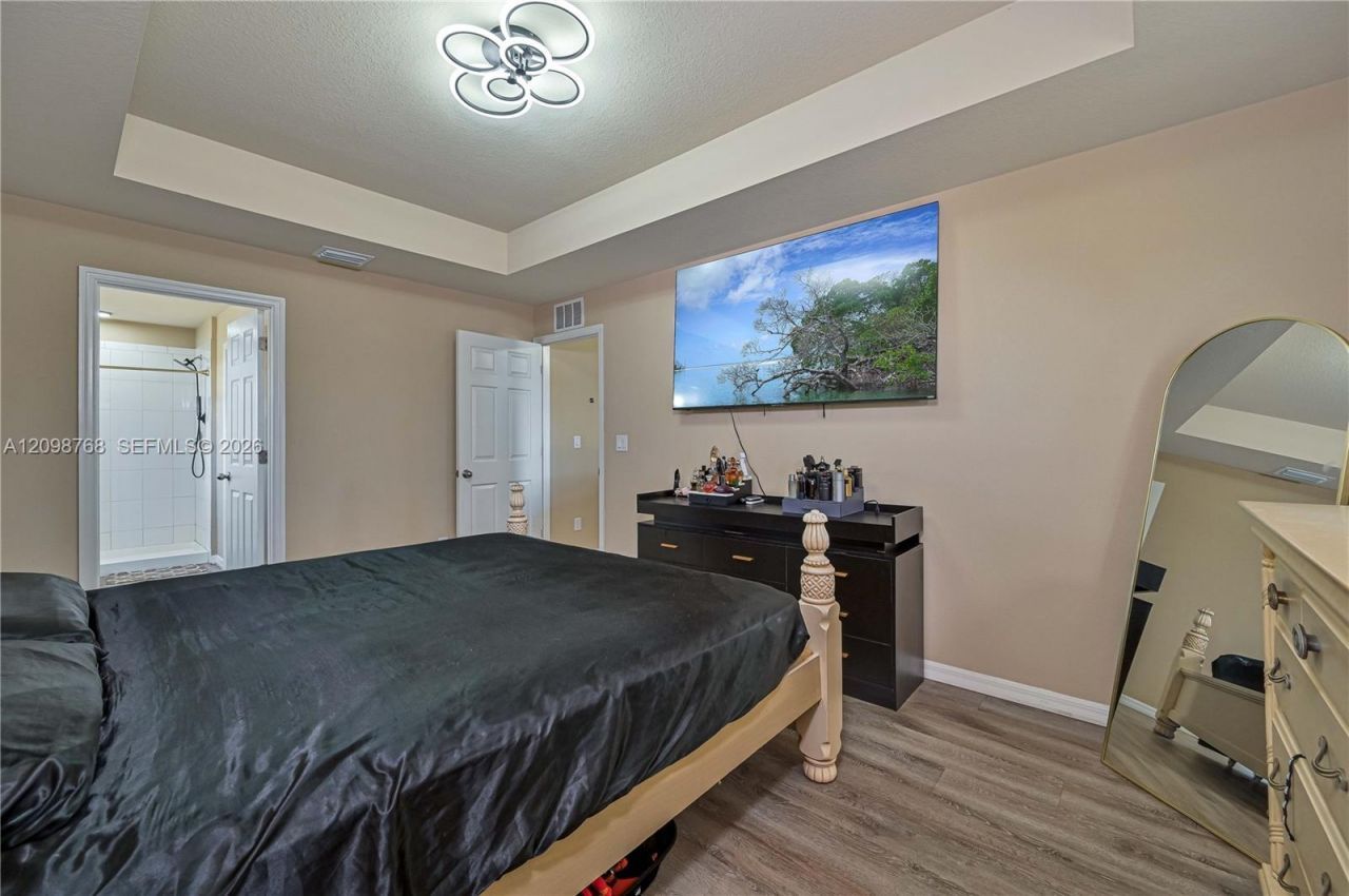 3519 NW 42nd Ave, Cape Coral, FL 33993 Photo