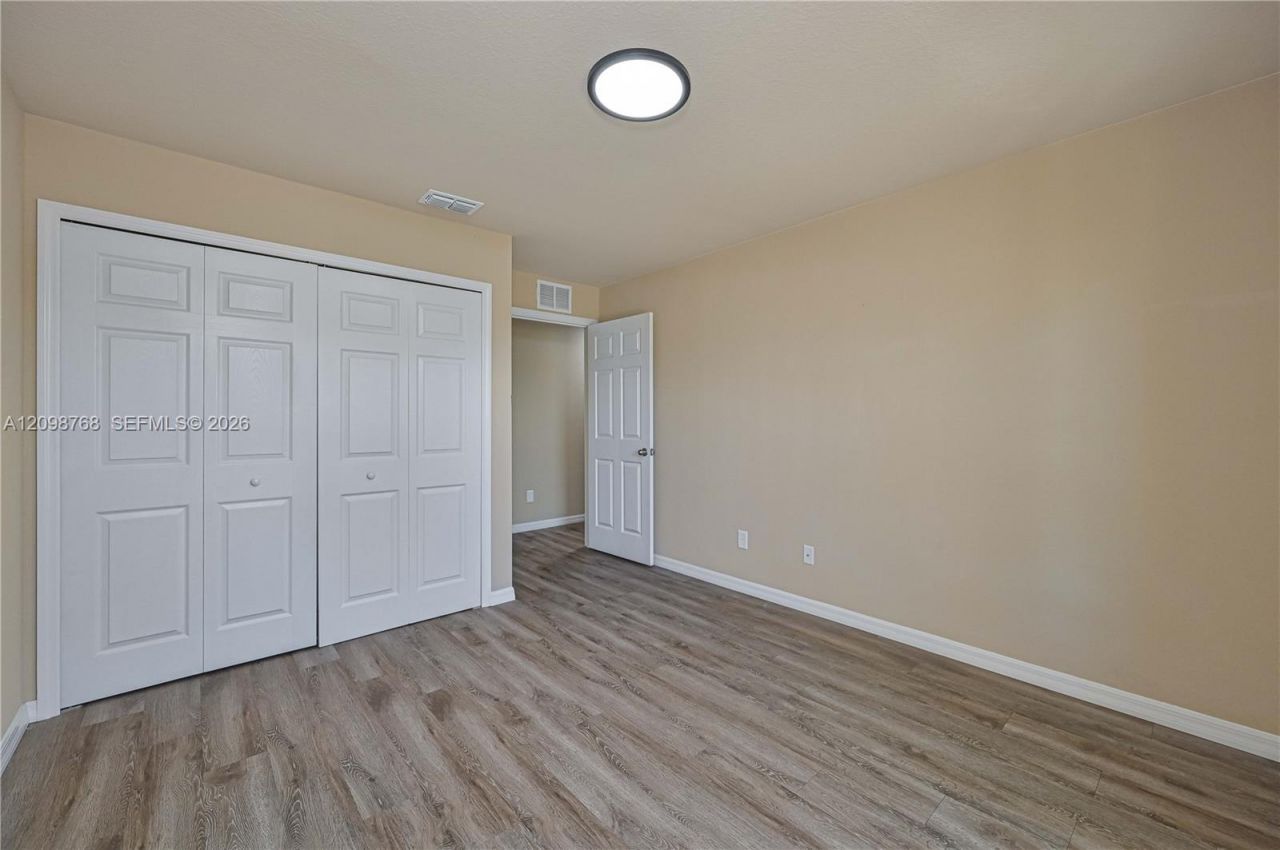 3519 NW 42nd Ave, Cape Coral, FL 33993 Photo