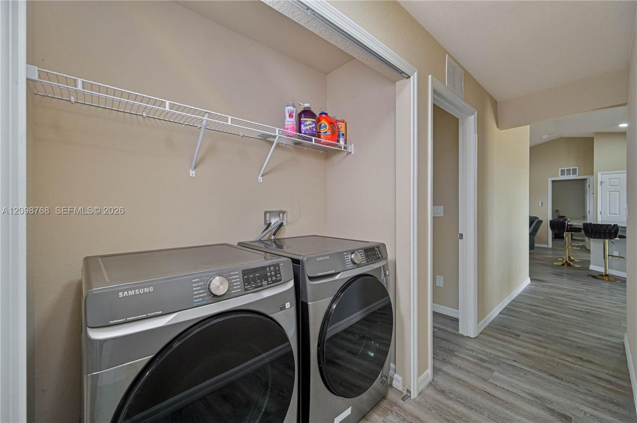 3519 NW 42nd Ave, Cape Coral, FL 33993 Photo