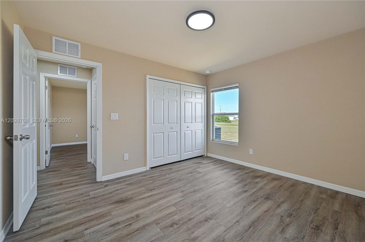 3519 NW 42nd Ave, Cape Coral, FL 33993 Photo