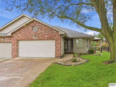 12657 Krug Circle, Omaha, NE 68144