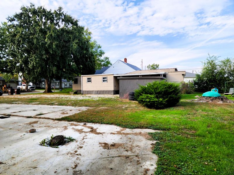 218 Villa Nova Boulevard, Saint Marys, OH 45885 Photo 5