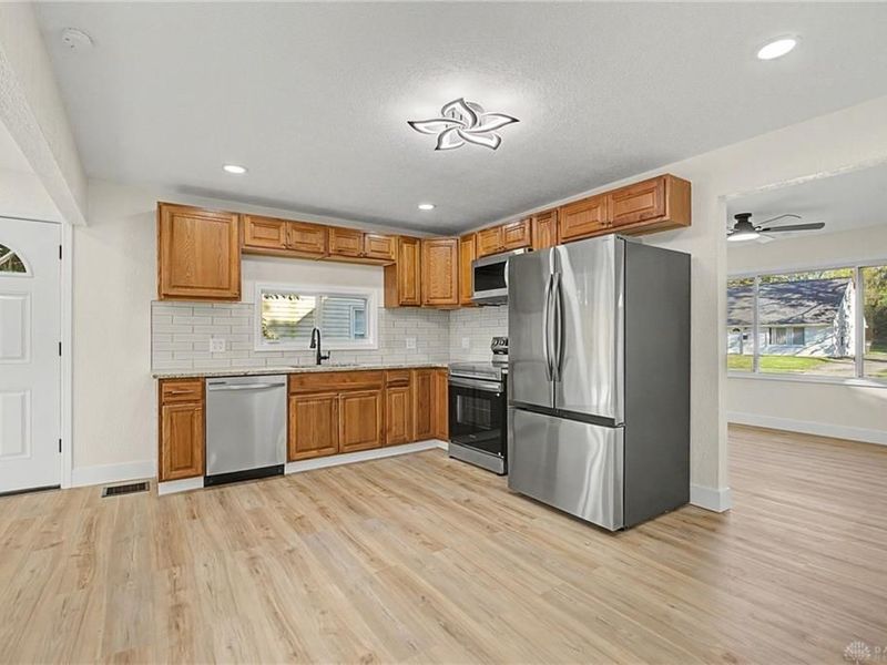 4004 Larkspur Drive, Dayton, OH 45406 Photo 19