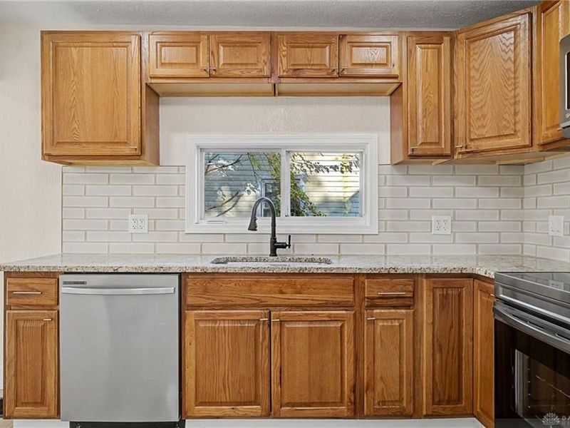 4004 Larkspur Drive, Dayton, OH 45406 Photo 21
