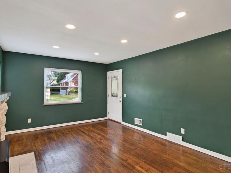 5065 Western Hills Avenue, Green Township, OH 45238 Photo 6