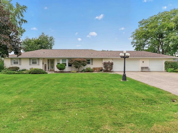 3505 Cardinal Lane, Fort Wayne, IN 46815