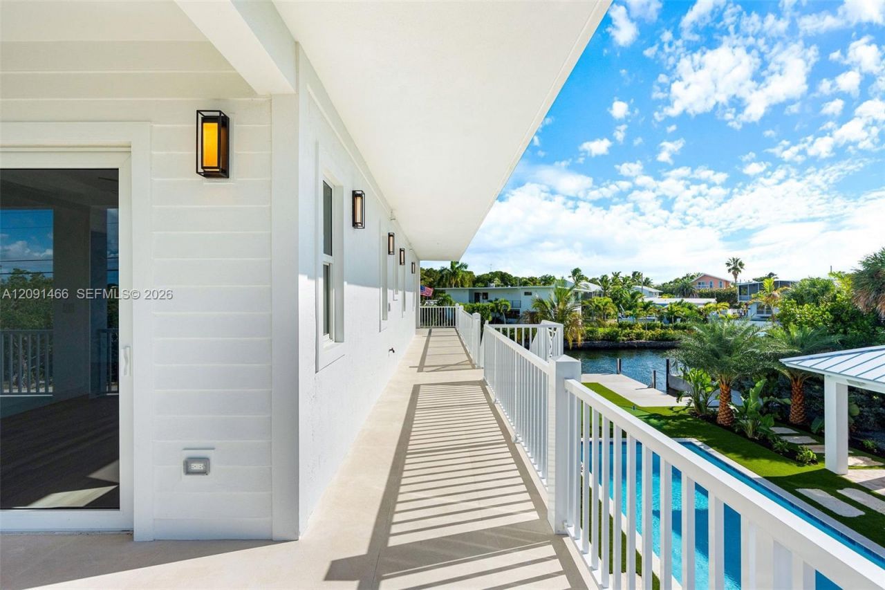 195 Ojibway Ave, Tavernier, FL 33070 Photo