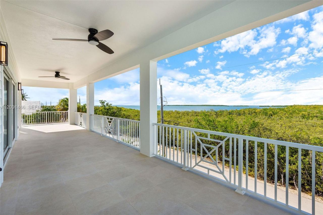 195 Ojibway Ave, Tavernier, FL 33070 Photo
