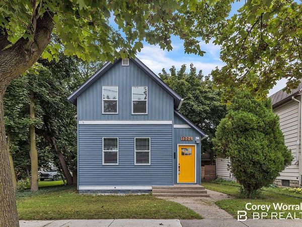 1004 Garfield Avenue NW, Grand Rapids, MI 49504