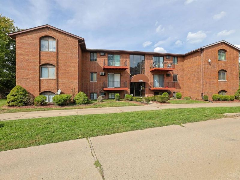 5476 Camelot Drive, Unit 38, Fairfield, OH 45014 Photo 1