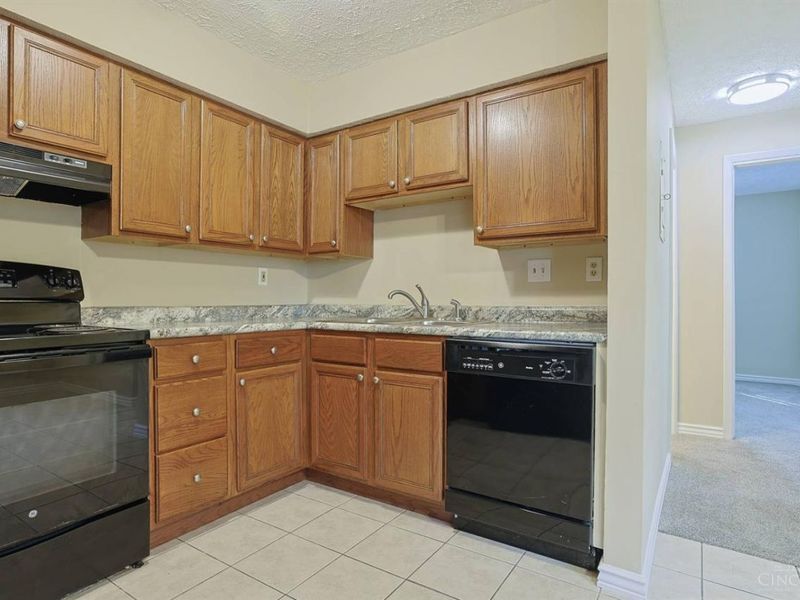 5476 Camelot Drive, Unit 38, Fairfield, OH 45014 Photo 9