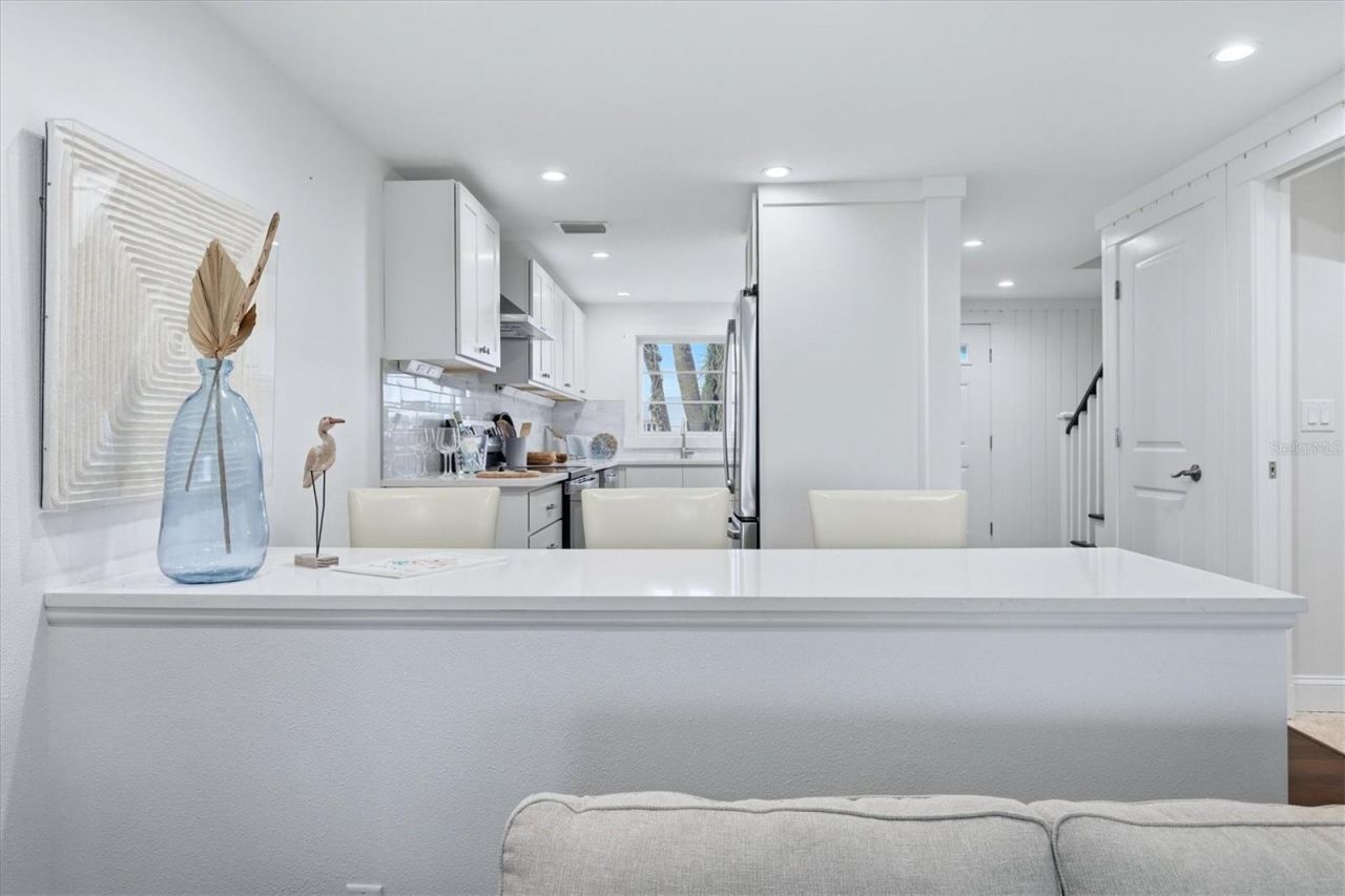 4532 Ocean Boulevard, Unit 209, Sarasota, FL 34242 Photo