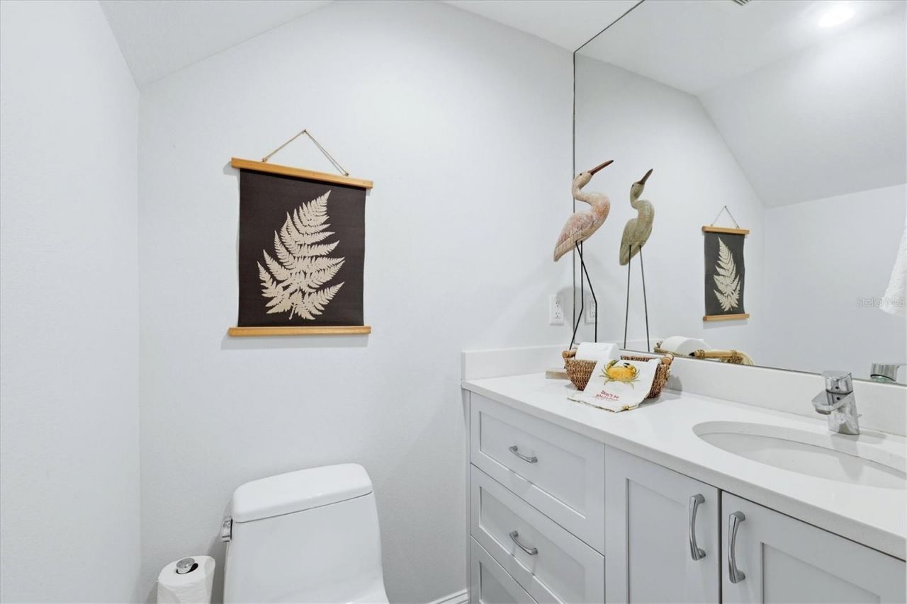 4532 Ocean Boulevard, Unit 209, Sarasota, FL 34242 Photo