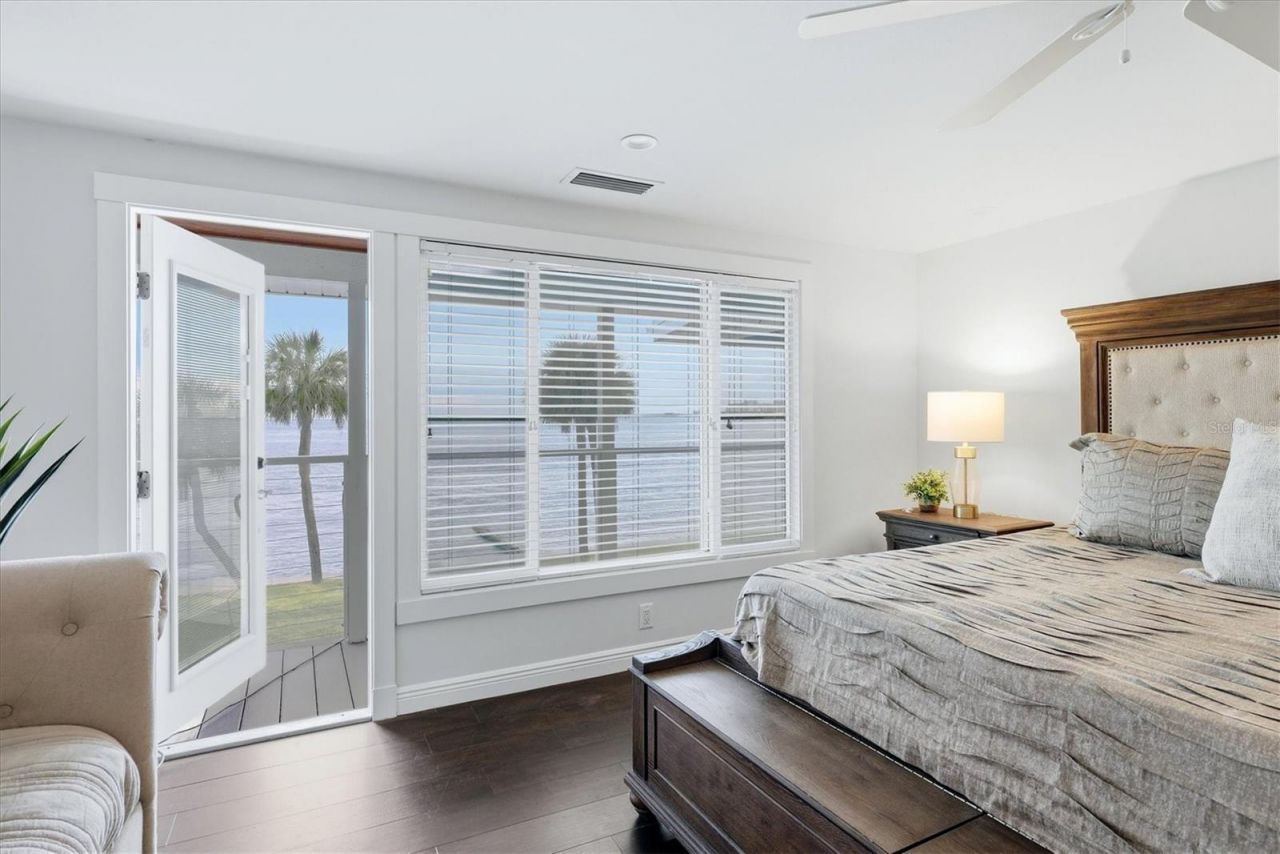 4532 Ocean Boulevard, Unit 209, Sarasota, FL 34242 Photo