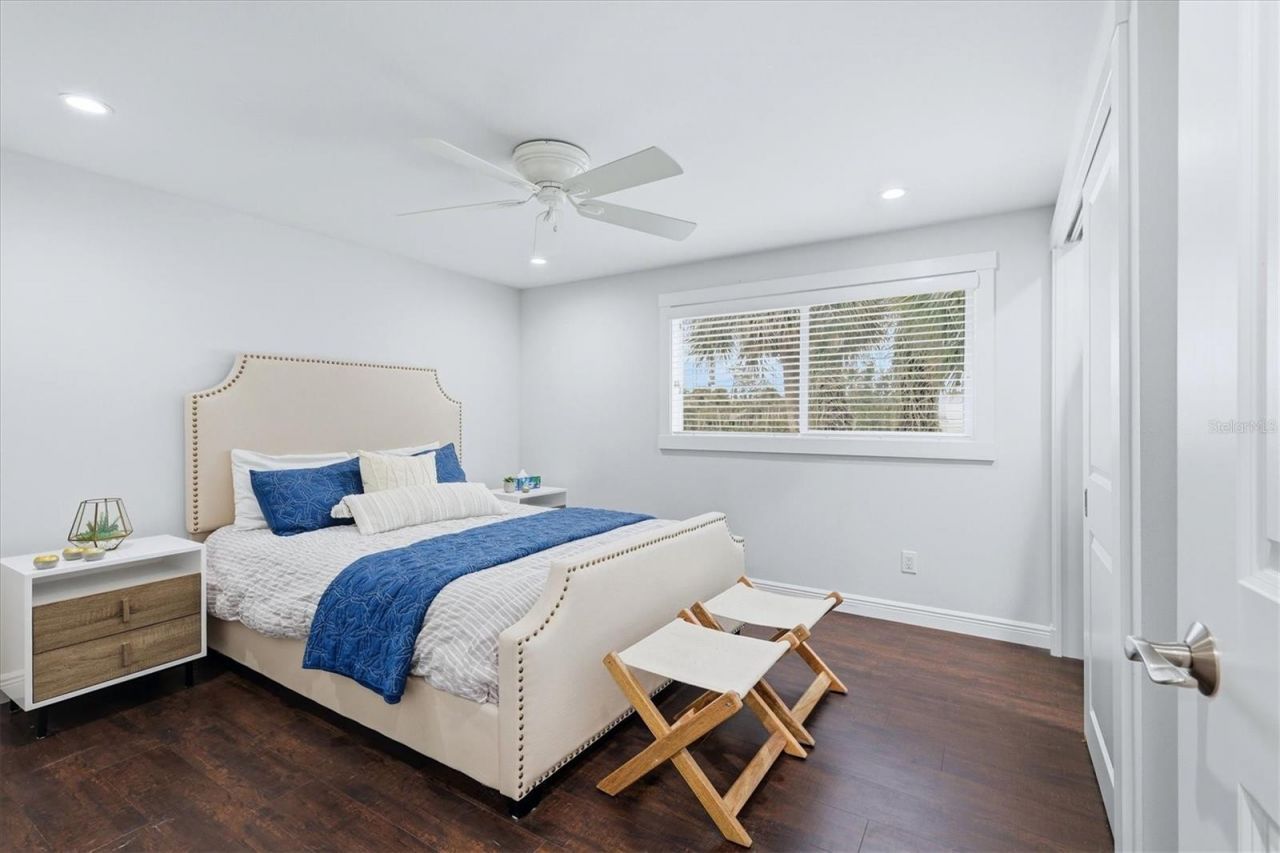 4532 Ocean Boulevard, Unit 209, Sarasota, FL 34242 Photo