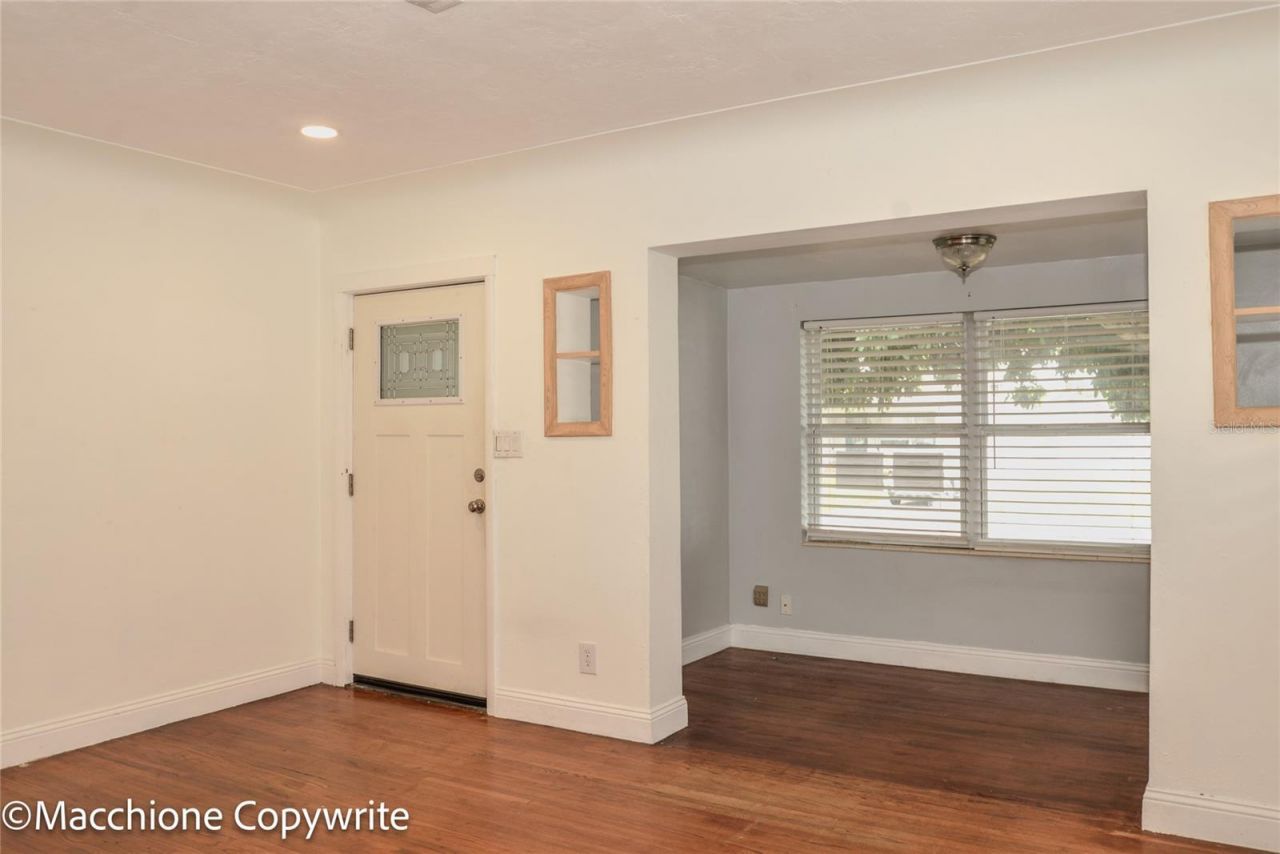 2827 29th Avenue N, Saint Petersburg, FL 33713 Photo
