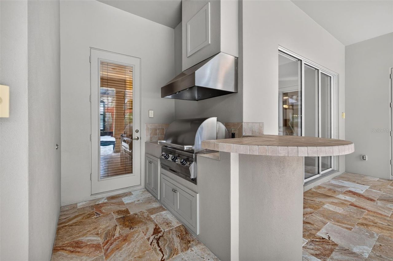 1516 Canopy Oaks Boulevard, Palm Harbor, FL 34683 Photo