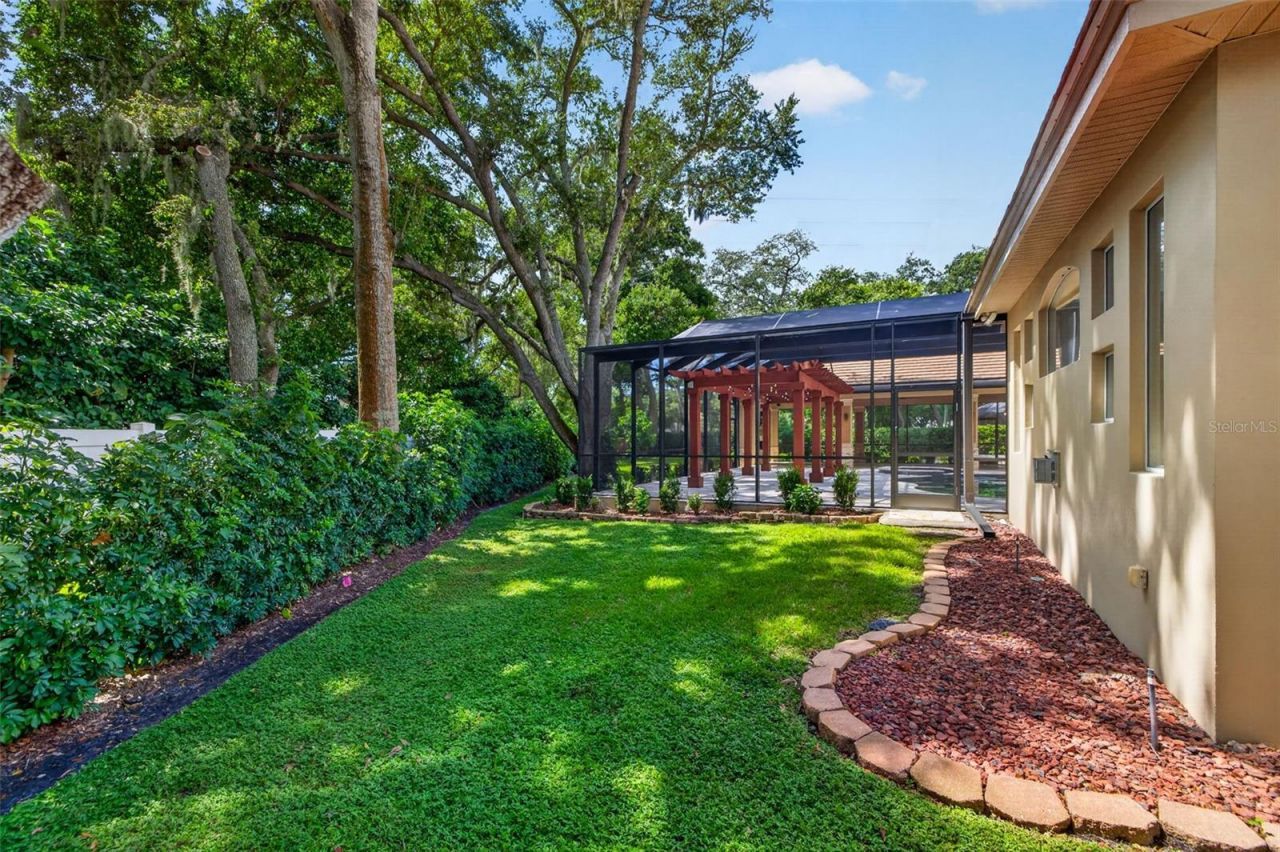 1516 Canopy Oaks Boulevard, Palm Harbor, FL 34683 Photo