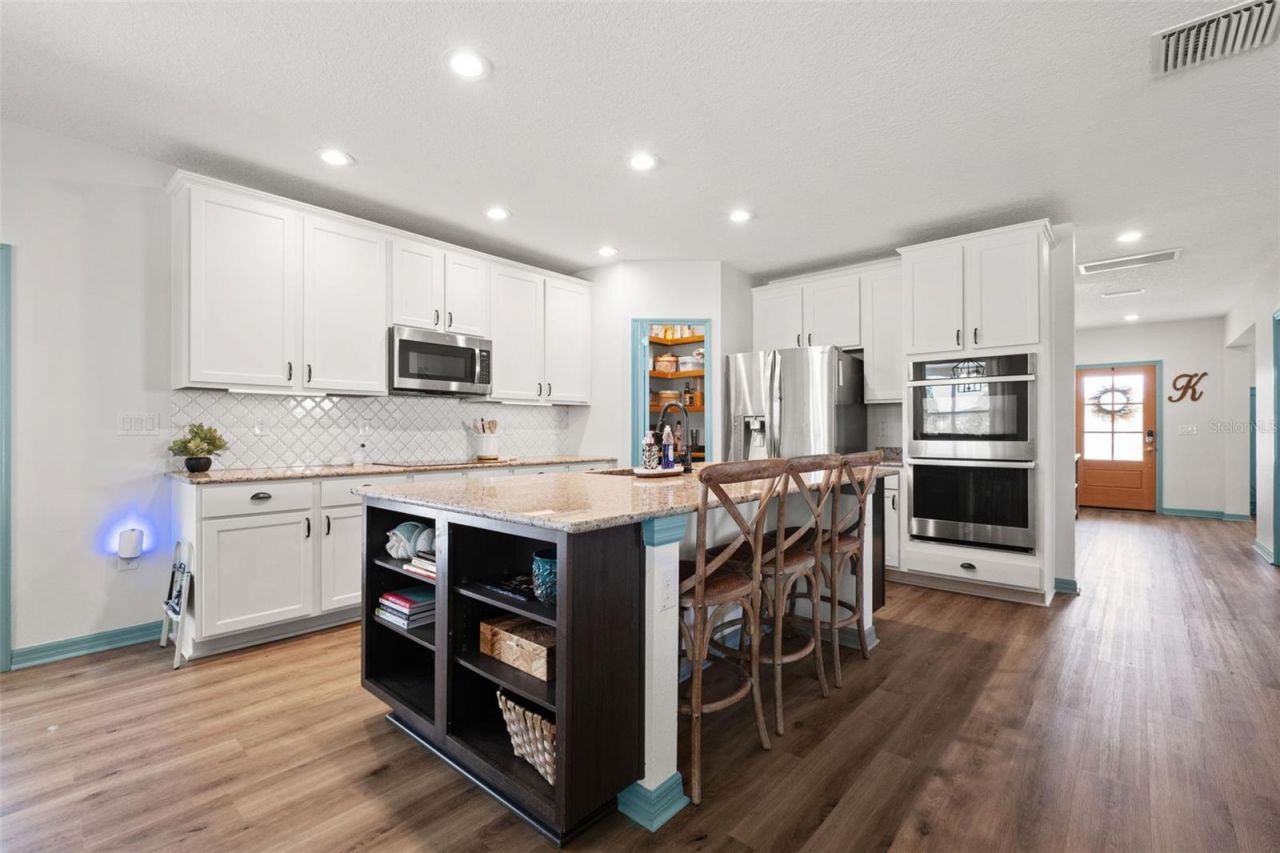 13049 Maycrest Avenue, Weeki Wachee, FL 34614 Photo