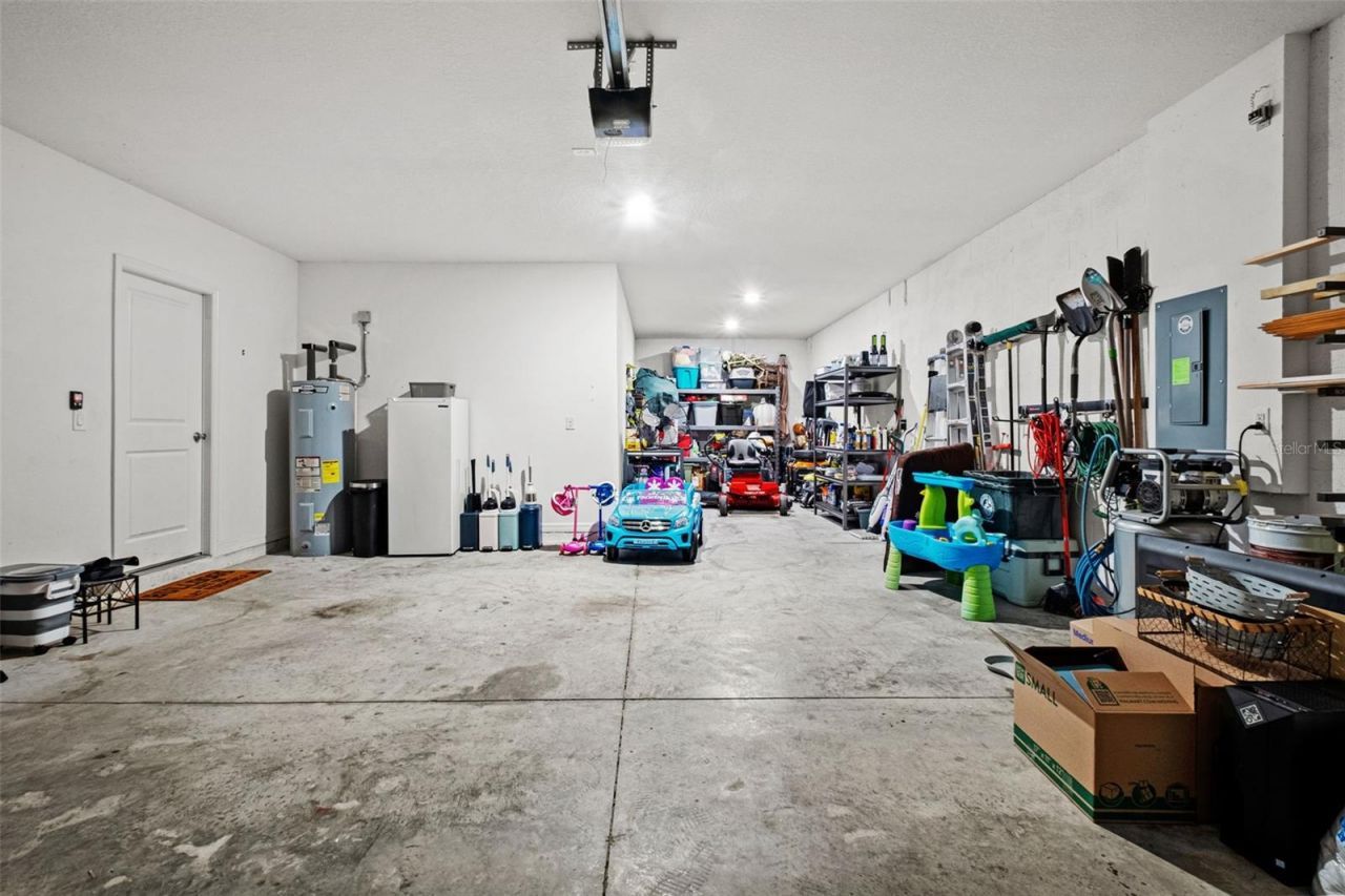 13049 Maycrest Avenue, Weeki Wachee, FL 34614 Photo