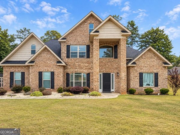 102 Timber Ridge Circle, Byron, GA 31008