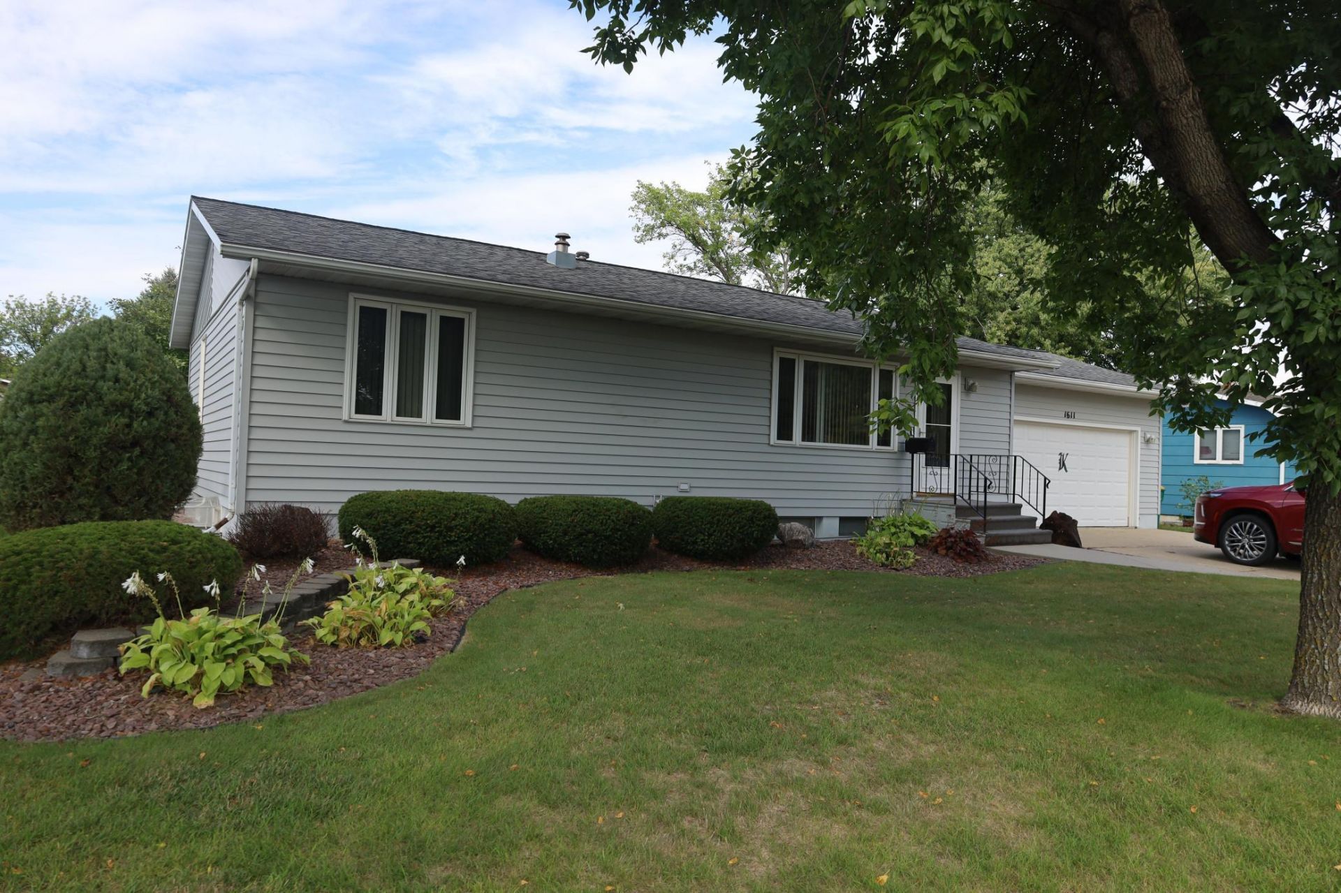 1611 6th Street N, Wahpeton, ND 58075 Main Photo