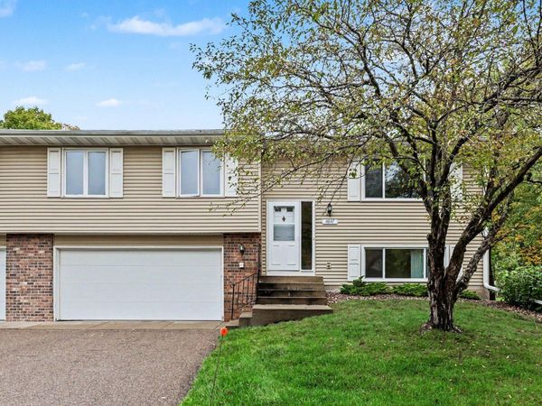 4647 Penkwe Way , Eagan, MN 55122