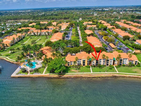 180 Yacht Club Way, Unit 308, Hypoluxo, FL 33462