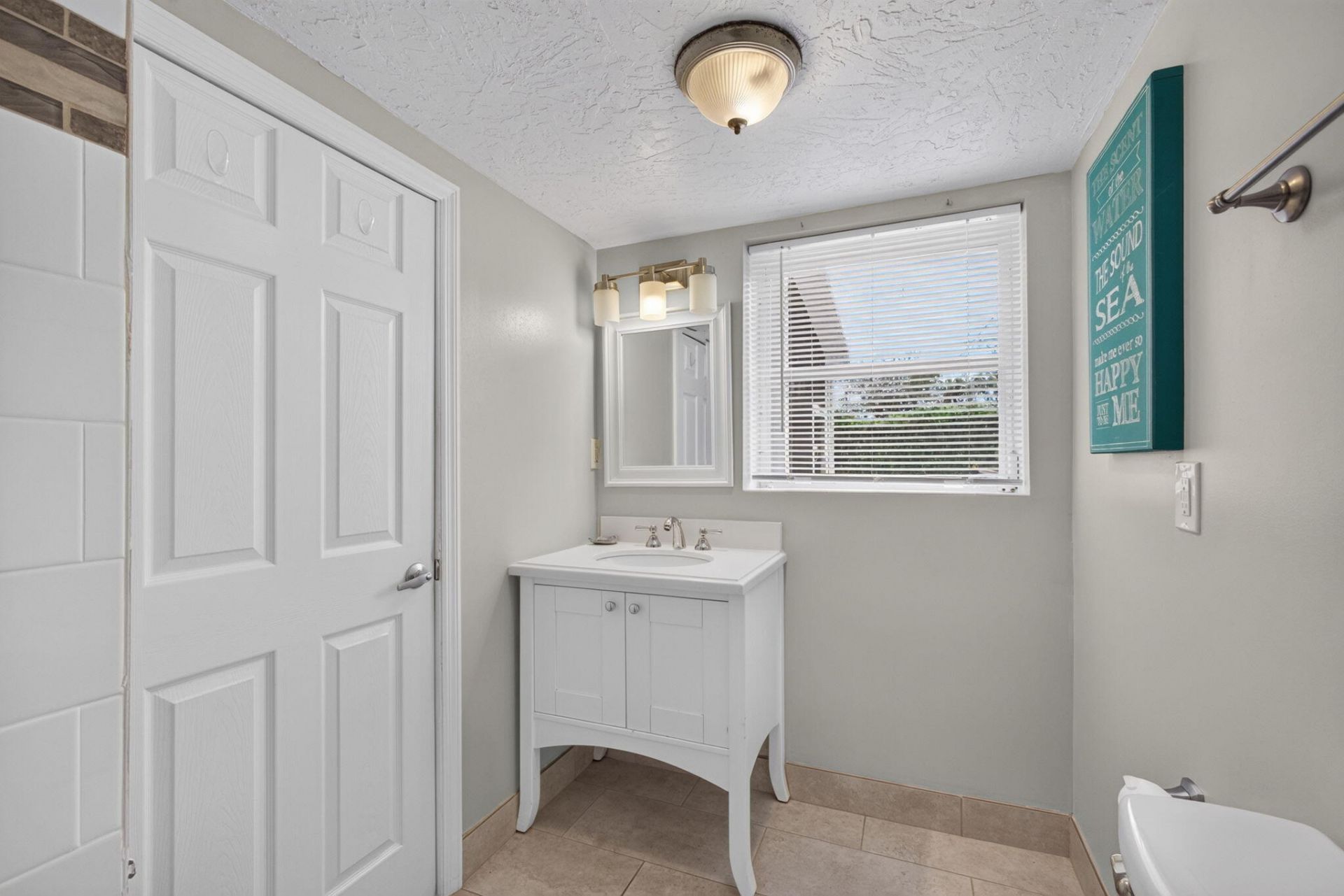9106 SE Venus Street, Hobe Sound, FL 33455 Photo