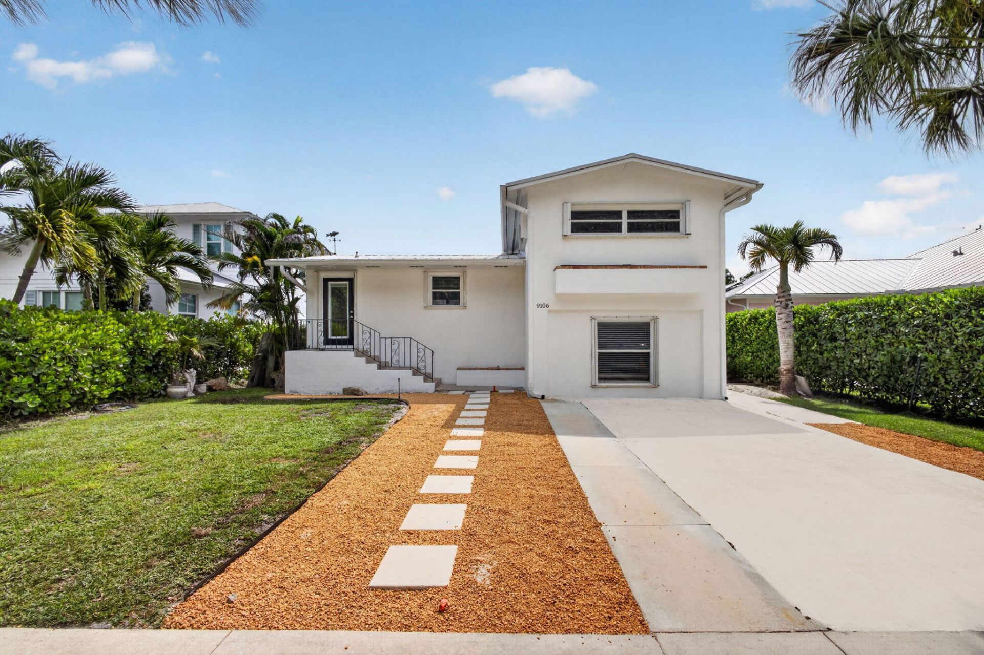 9106 SE Venus Street, Hobe Sound, FL 33455 Photo