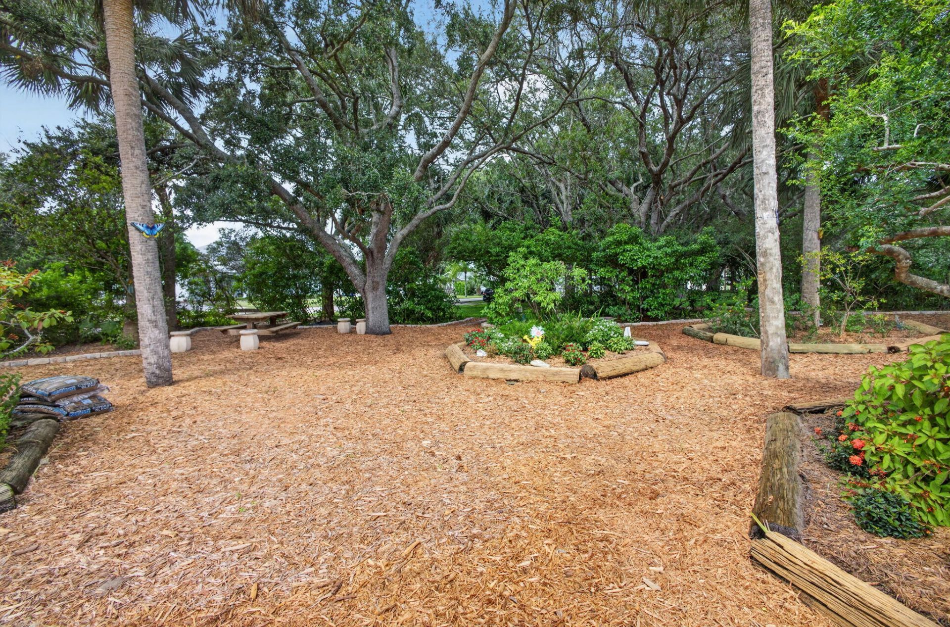 9106 SE Venus Street, Hobe Sound, FL 33455 Photo