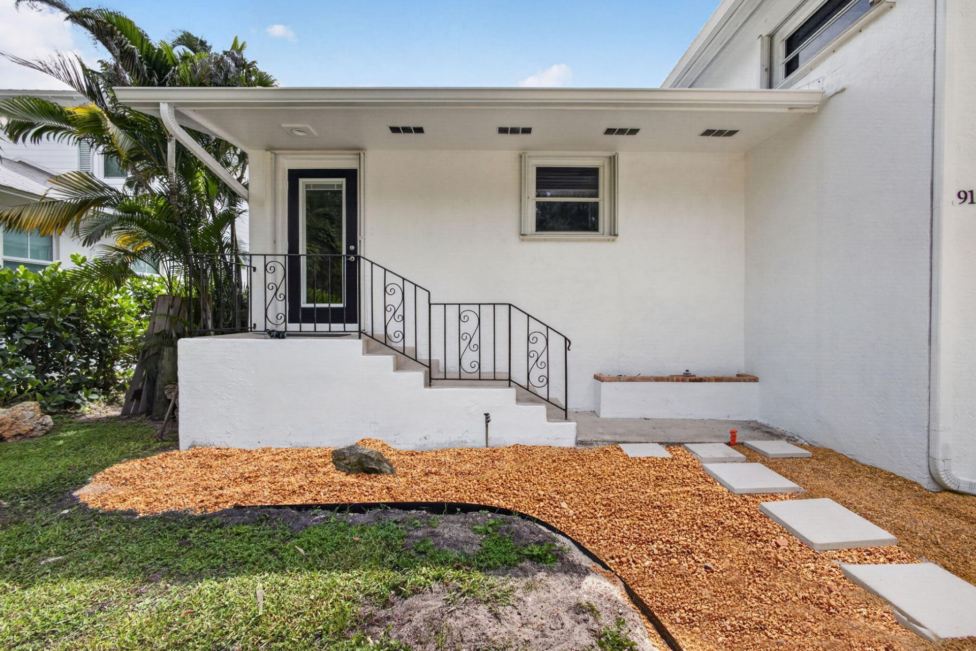 9106 SE Venus Street, Hobe Sound, FL 33455 Photo