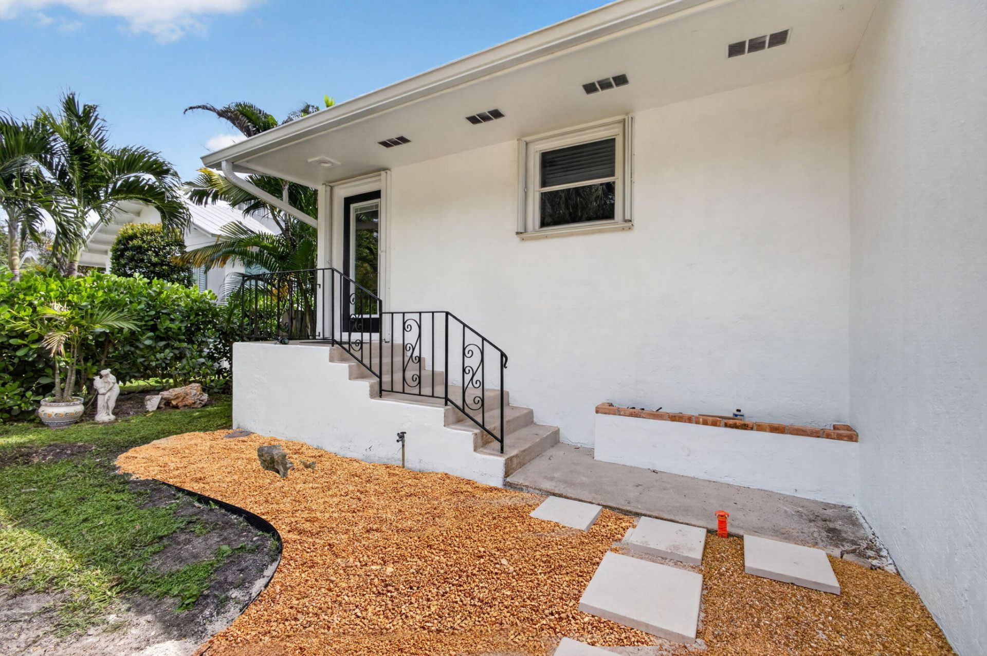 9106 SE Venus Street, Hobe Sound, FL 33455 Photo