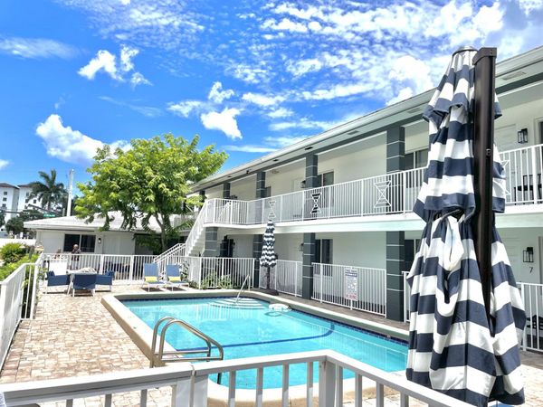 330 W Camino Real, Unit 7, Boca Raton, FL 33432