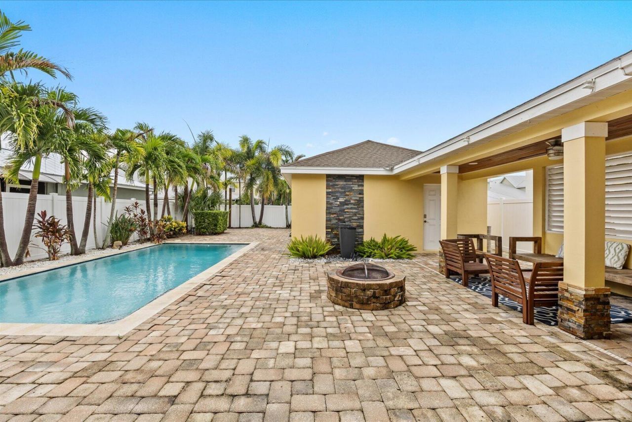 10502 SW Kelsey Way, Port Saint Lucie, FL 34987 Photo