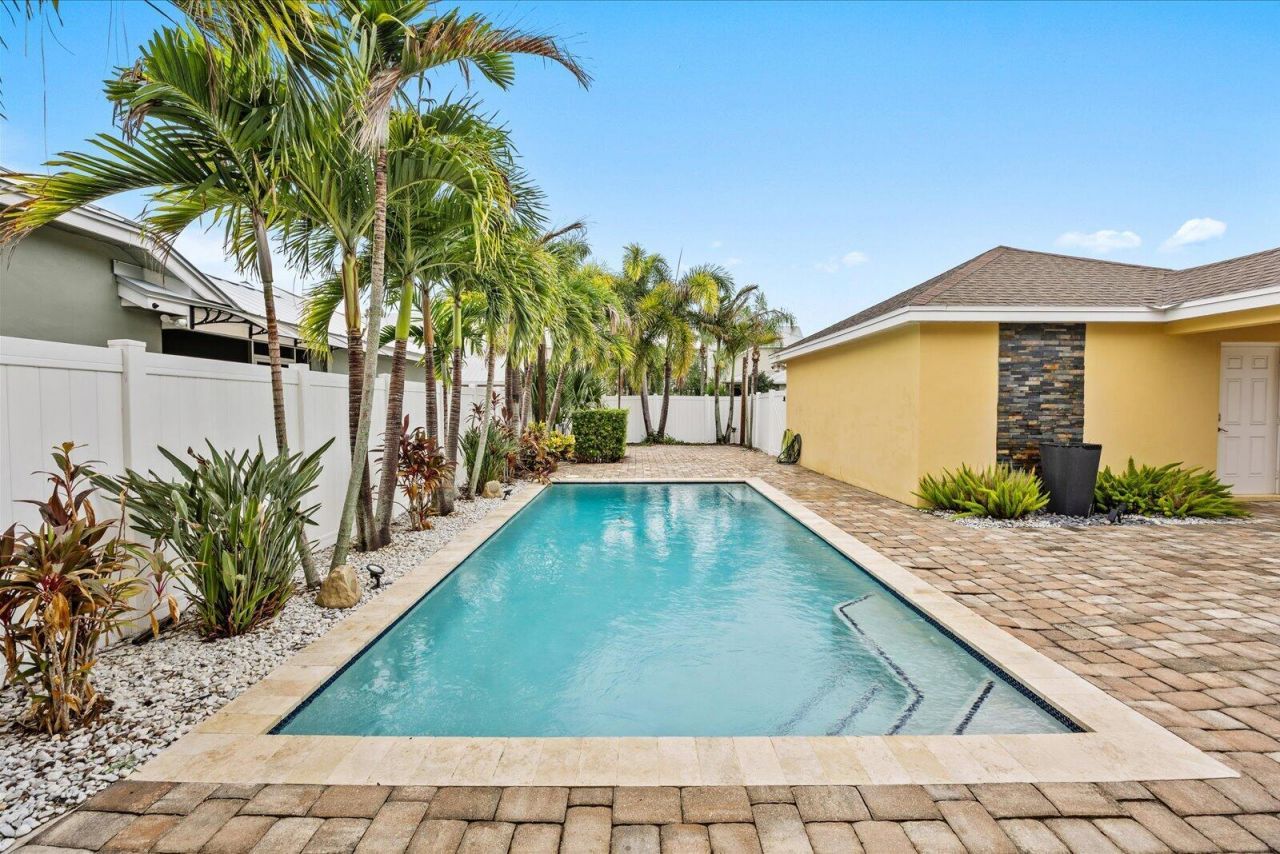 10502 SW Kelsey Way, Port Saint Lucie, FL 34987 Photo