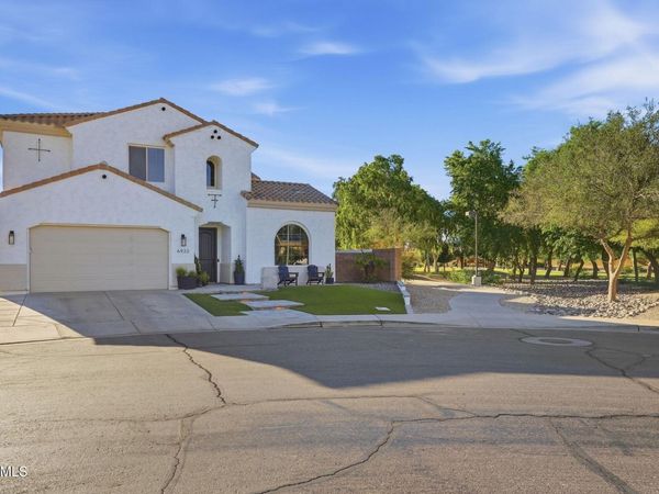 6932 S BLACK HILLS Way, Chandler, AZ 85249