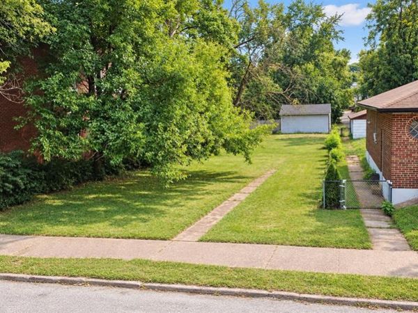 3312 Cherokee , St Louis, MO 63118