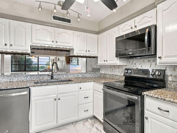 1502 WHITEHALL Drive, Unit 305, Davie, FL 33324