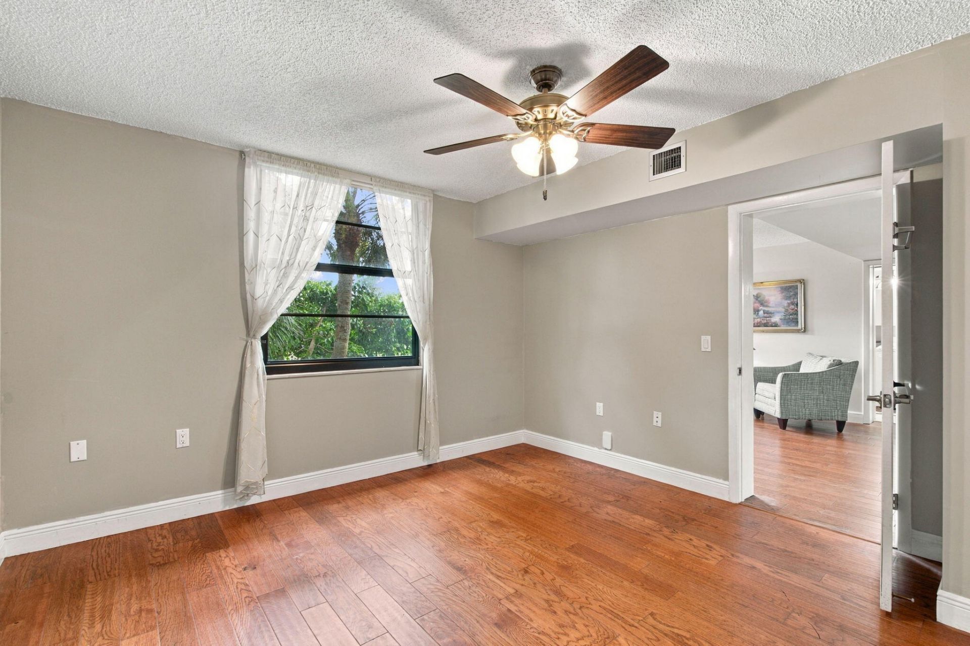 1502 Whitehall Drive, Unit 305, Davie, FL 33324 Photo
