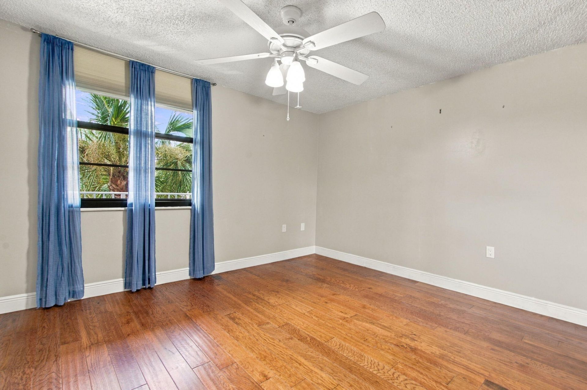 1502 Whitehall Drive, Unit 305, Davie, FL 33324 Photo