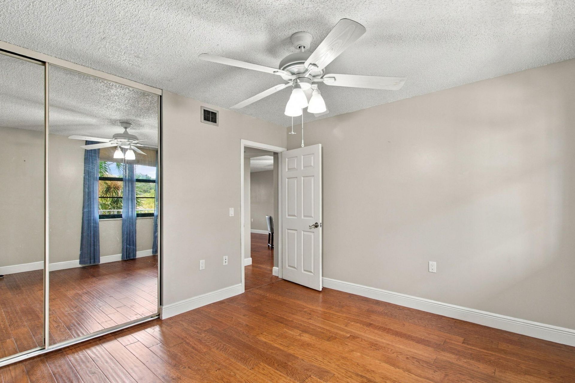 1502 Whitehall Drive, Unit 305, Davie, FL 33324 Photo