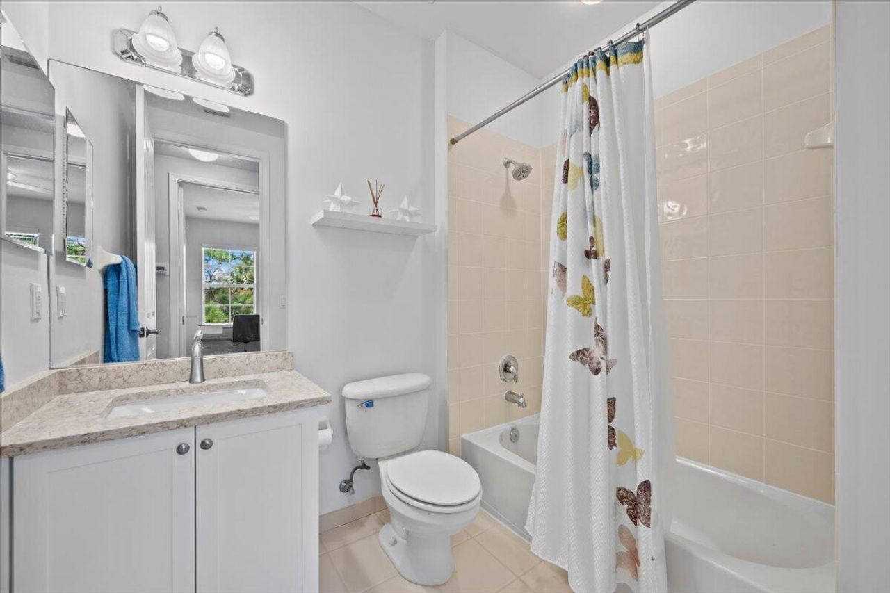 209 Evergrene Parkway, Palm Beach Gardens, FL 33410 Photo