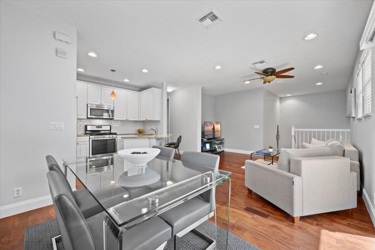 209 Evergrene Parkway, Palm Beach Gardens, FL 33410 Photo