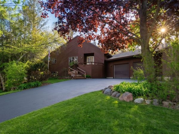 1815 Royal Oaks Drive, Janesville, WI 53548
