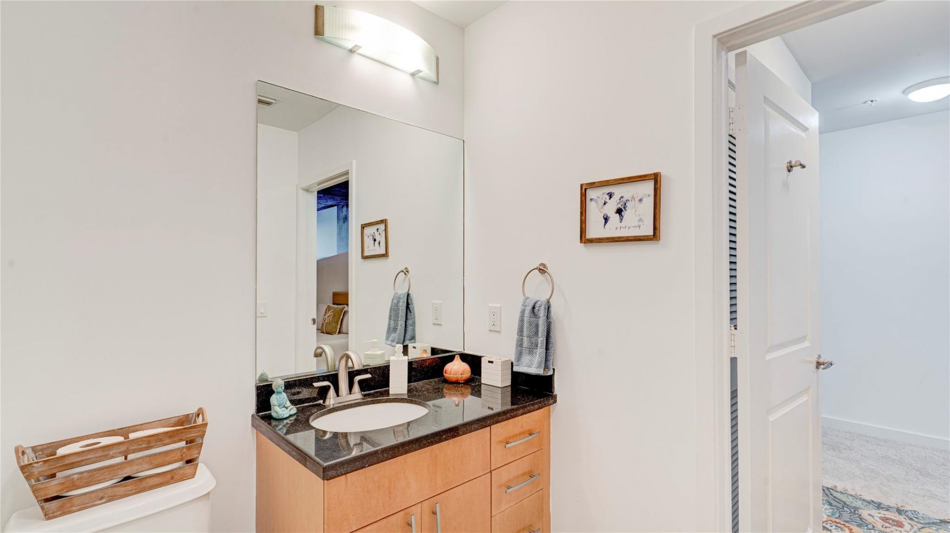 300 S Australian Avenue, Unit 408, West Palm Beach, FL 33401 Photo