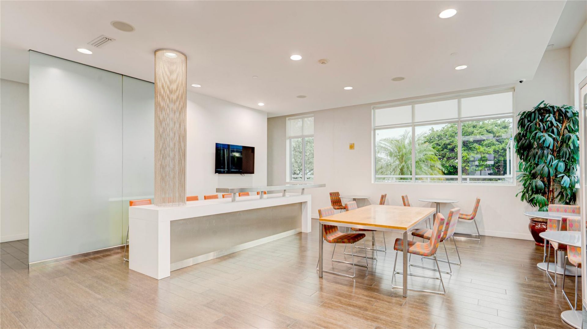 300 S Australian Avenue, Unit 408, West Palm Beach, FL 33401 Photo