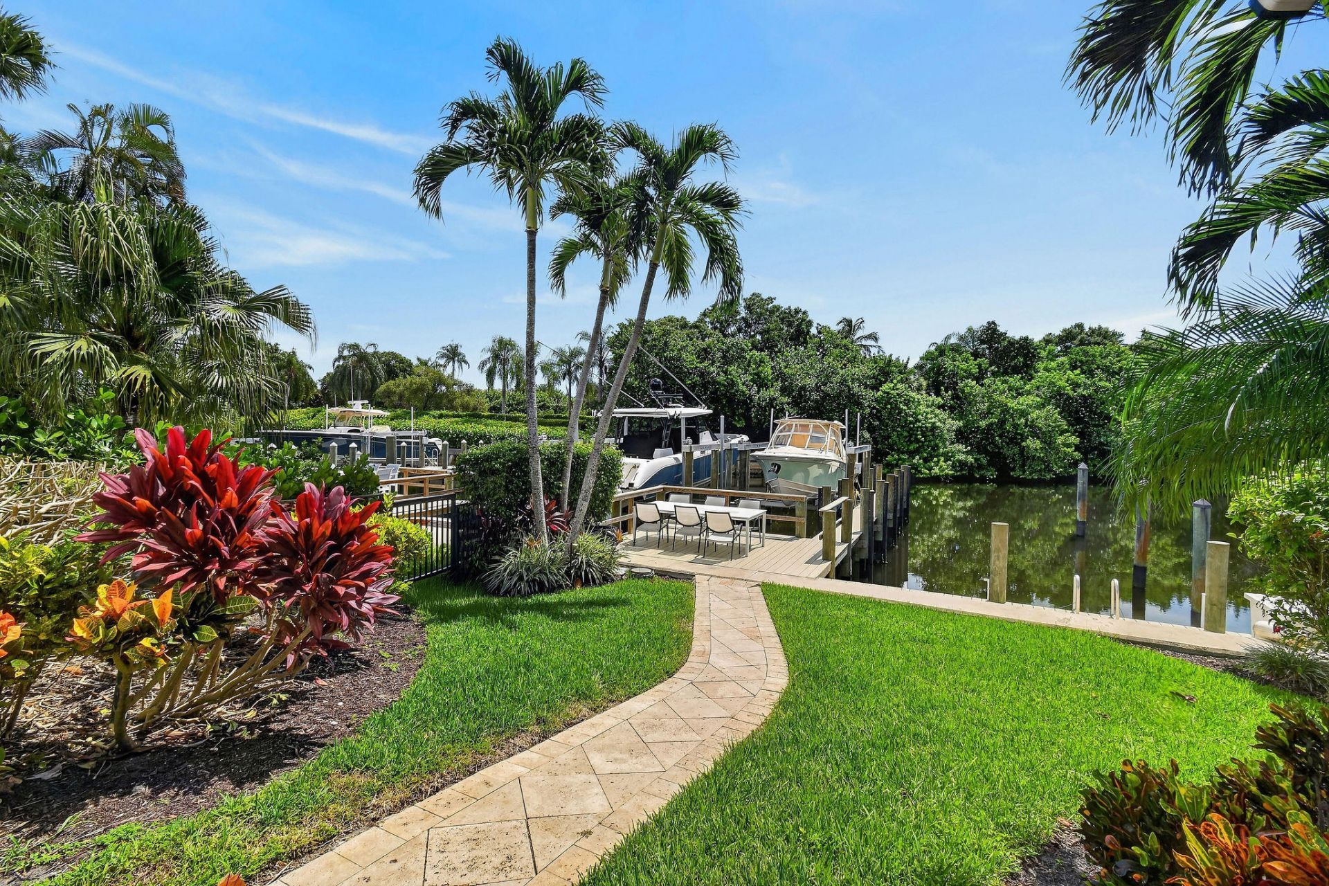 2025 La Porte Drive, Palm Beach Gardens, FL 33410 Photo